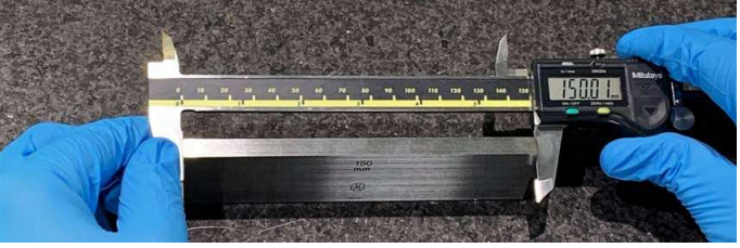 Caliper calibration using gage blocks