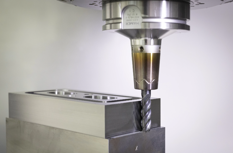 The HAIMER MILL solid carbide end mill is ideal for roughing and finishing, drilling, profiling, ramping and slotting in nearly all materials. Now a short and a long version complement the product range and provide extra advantages.

